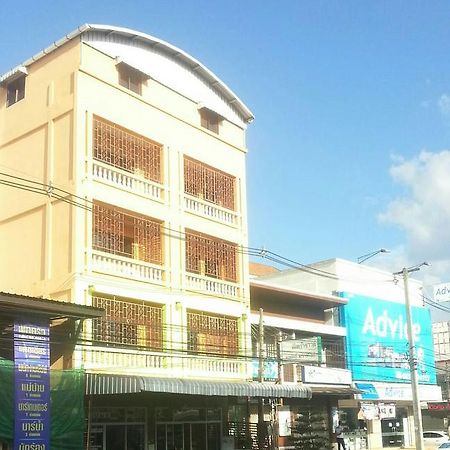 Cube Hostel Krabi town Esterno foto