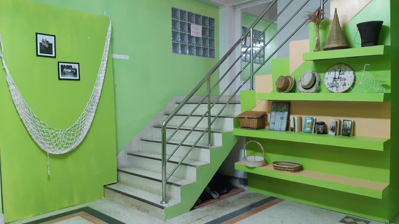 Cube Hostel Krabi town Esterno foto